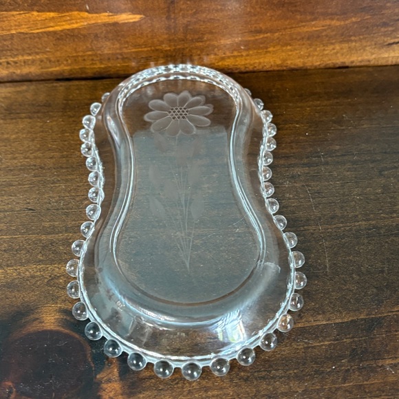 Vintage Cornflower Cut Candlewick Glass Tray - Picture 11 of 12